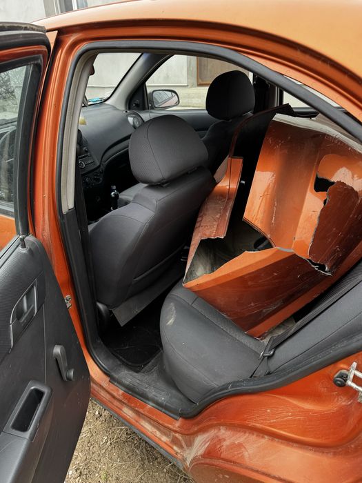 Dezmembrez Chevrolet Aveo - 1.2 Benzina + Gaz (2007) - Radiata,