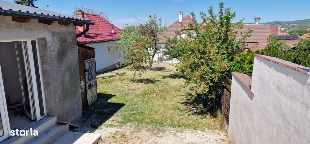 Casa 210 mp, tip duplex, 300 mp curte libera, zona Trei Stejari