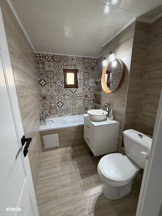 Apartament 3 camere de închiriat. Direct proprietar.