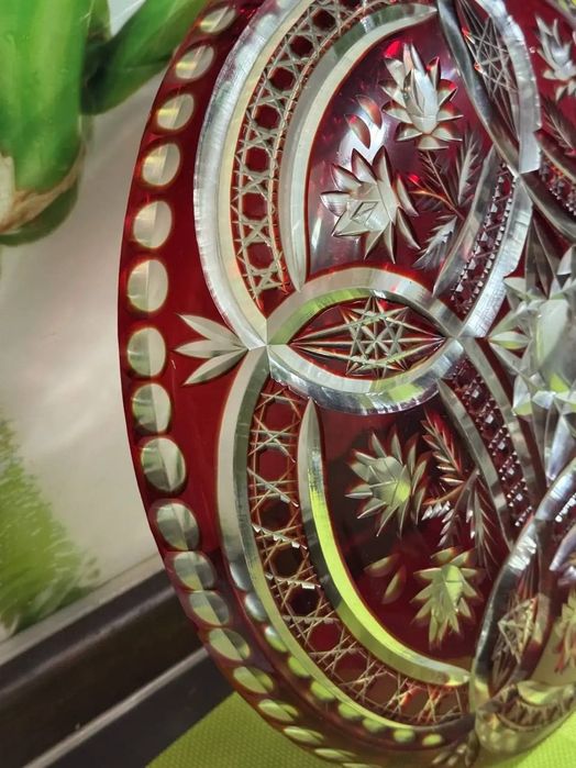Блюдо.Цветной хрусталь.Германия.Диаметр:36см.Цена:200$