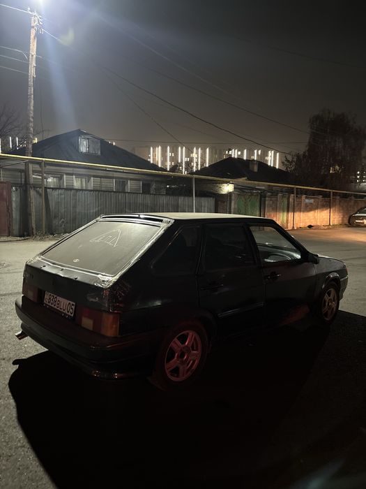 Продам машину Lada 2114