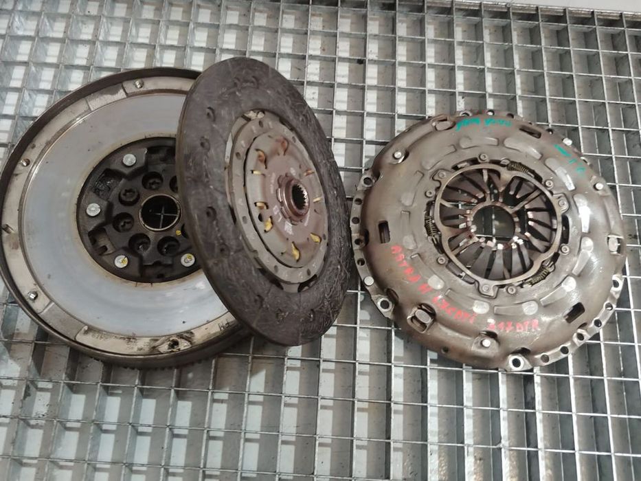 kit ambreiaj masa dubla 1.7 cdti z17dtr opel astra h corsa d zafira b disc 7,1 mm 9223223
