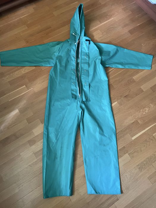 Дождевик разм.52 б/у качественный немецкий