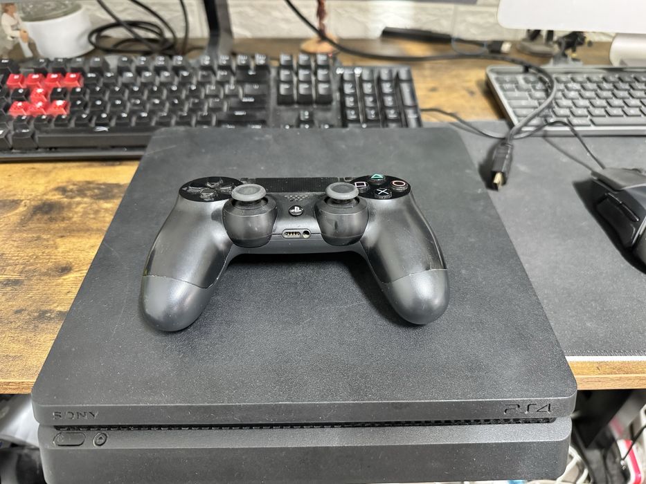 Consola Playstation 4 slim 500gb/1tb plus jocuri