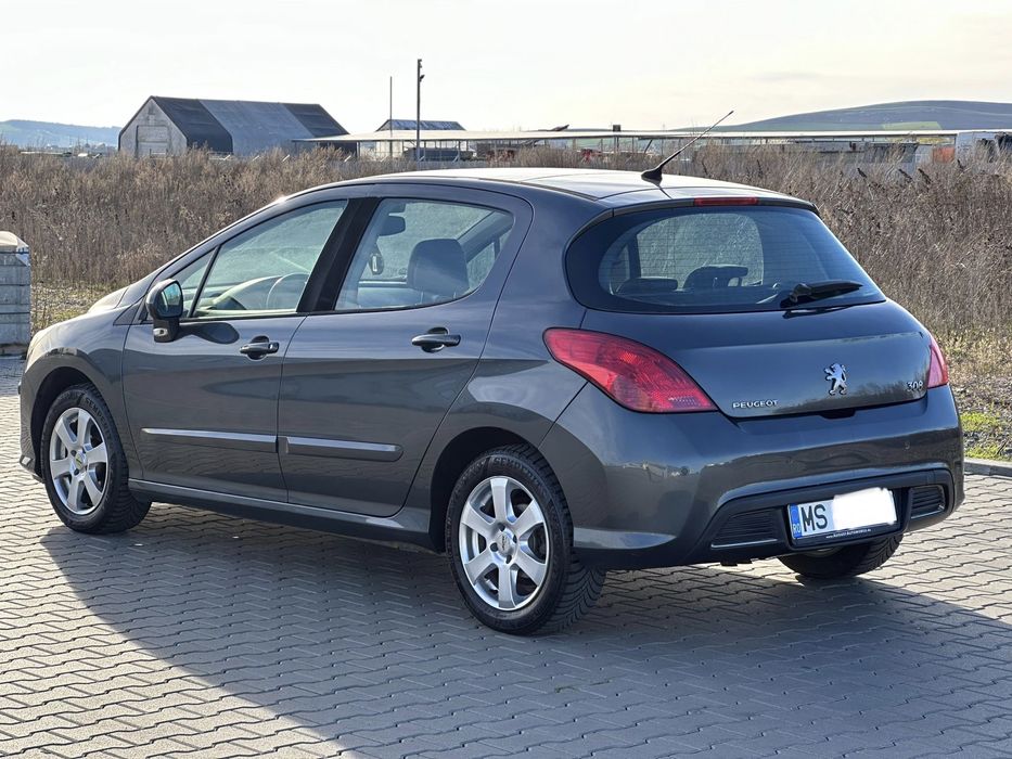 Peugeot 308 2008 diesel, 2.500 € — imagine 4