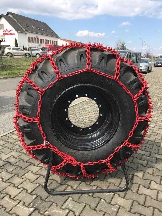 Lanturi forestiere RUD Ecostud de 13 mm pe 18.4/R38 si 16.9/R38