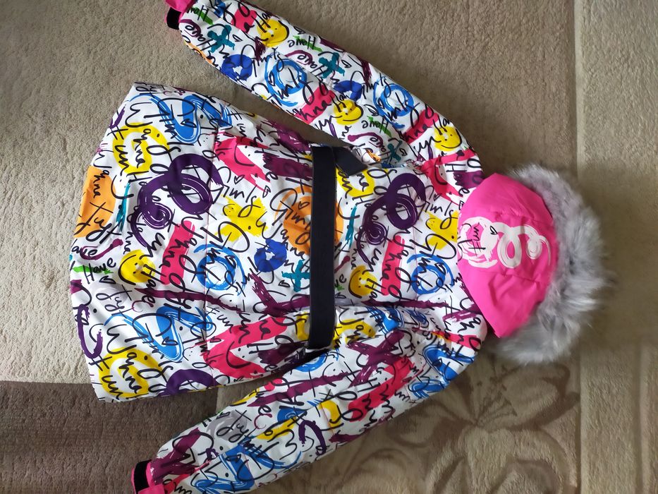 Зимний костюм для девочки