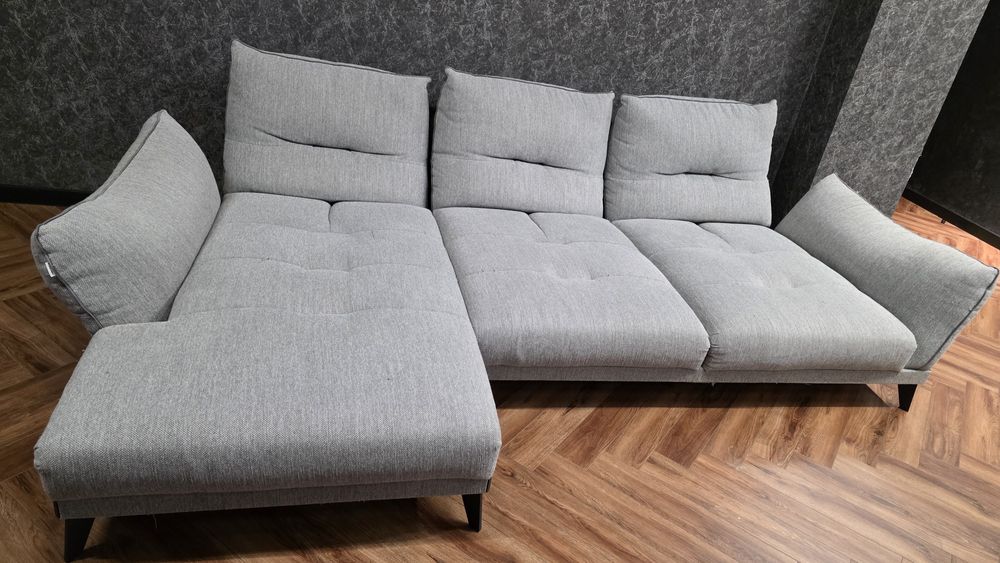 Продам современный дизайнерский диван