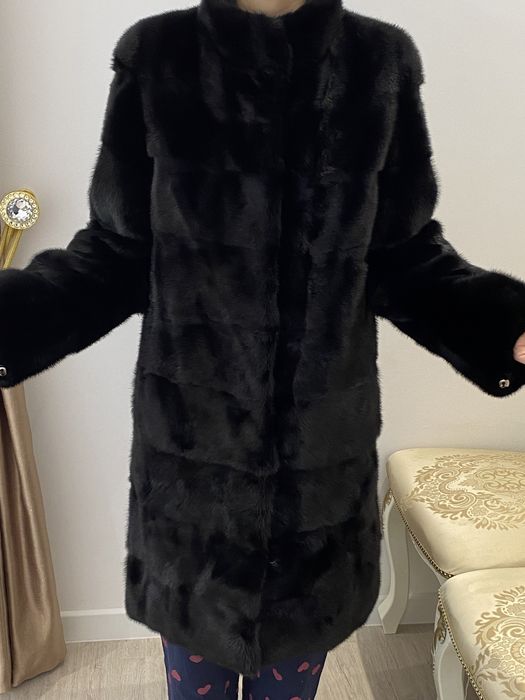 Норковая шуба чёрная
