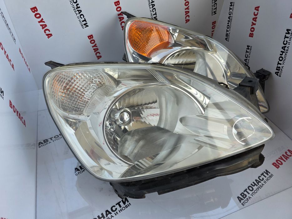 Десен фар Honda CR-V II 02-06г
