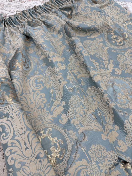 Продаю шторы джакард