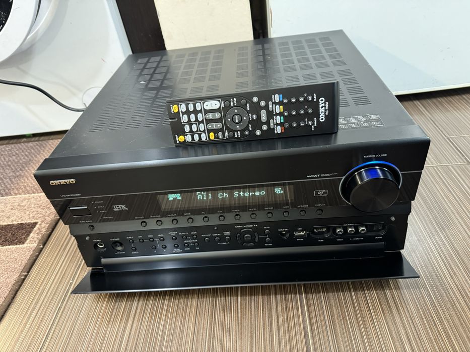 Onkyo TX-NR1008 resiver