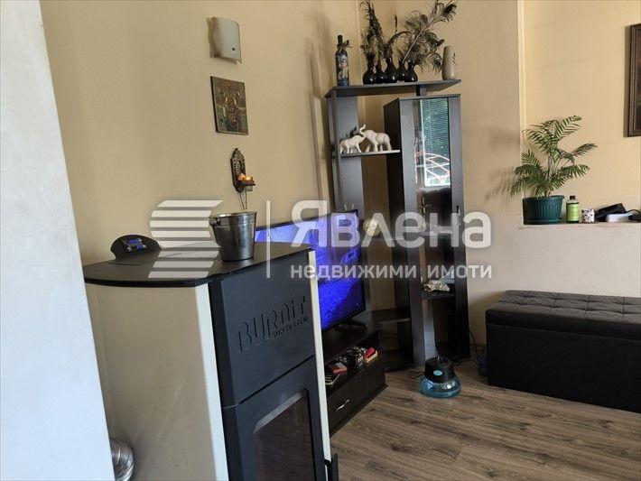 Етаж от къща в Лозенец