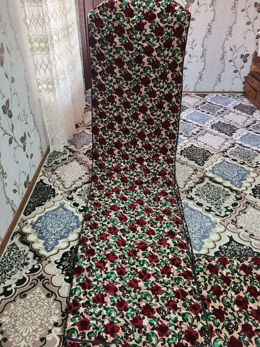 Vilyur ko'rpachalar sotiladi