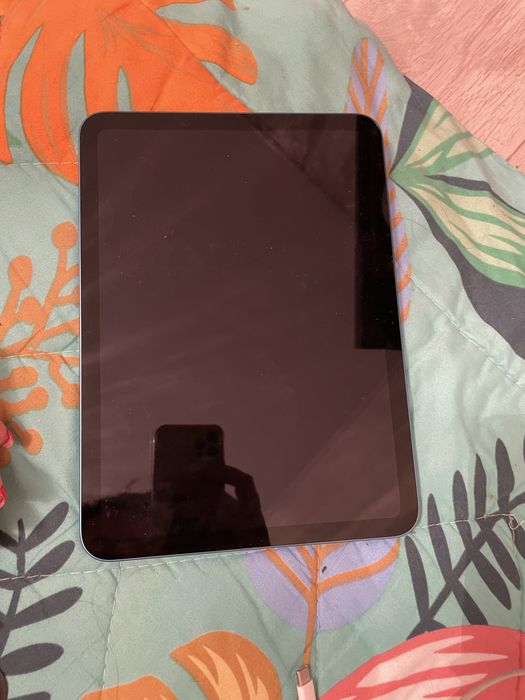 Планшет Apple iPad A16