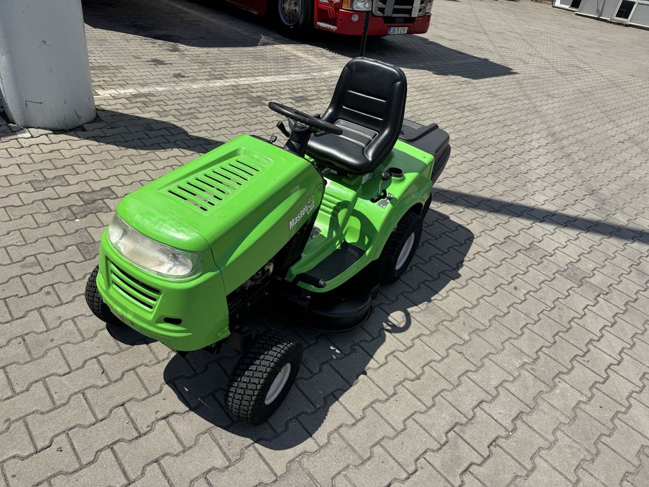 Tractoras gazon MTD Mastercut 92-125