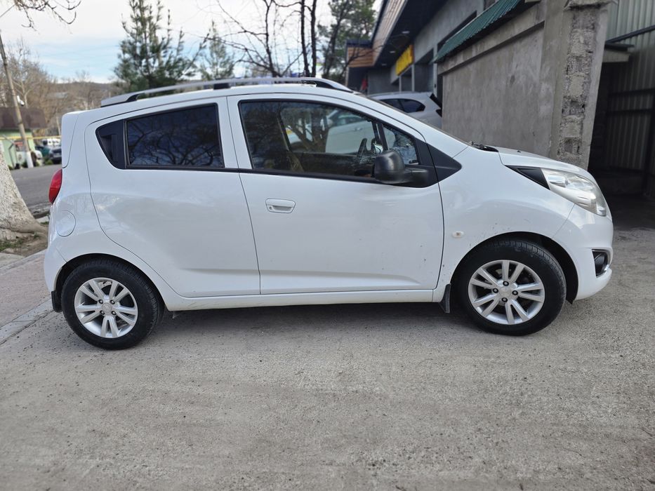 Спарк машинаси сотилади