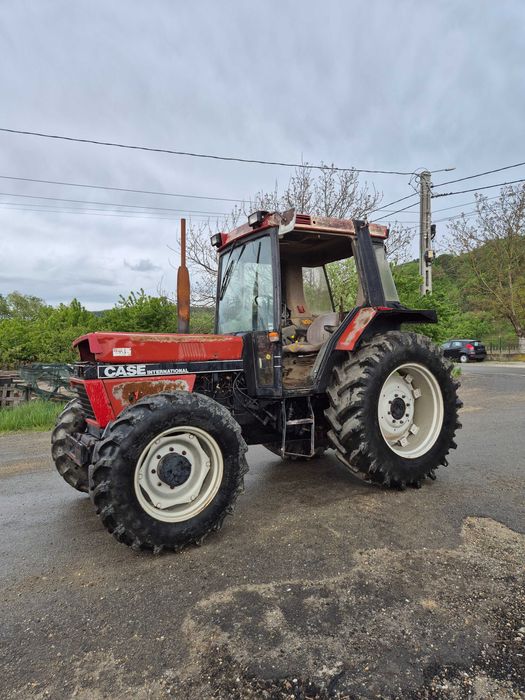 Tractor Case IH 845 AXL