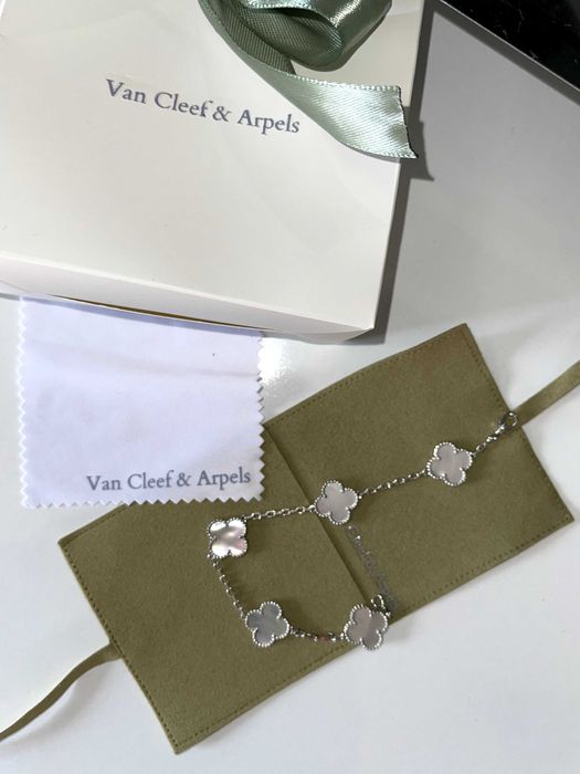 VC van cleef and arpels гривна стоманена с лого и бяла перла седеф бял