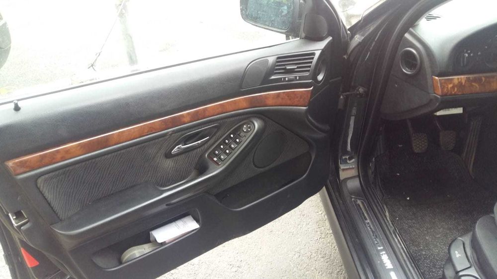 BMW E39 520i - Ultimul BMW autentic | 2.0 Benzină | 1999