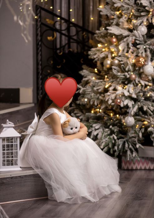 Продам бальное платье 5-6 лет