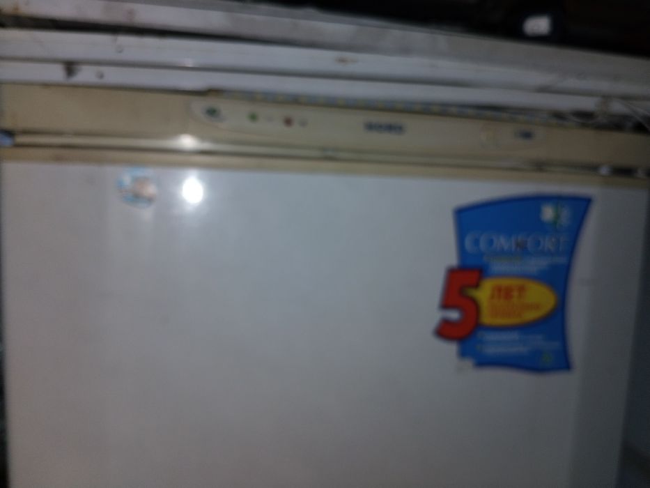 Продам два холодильника на запчасти