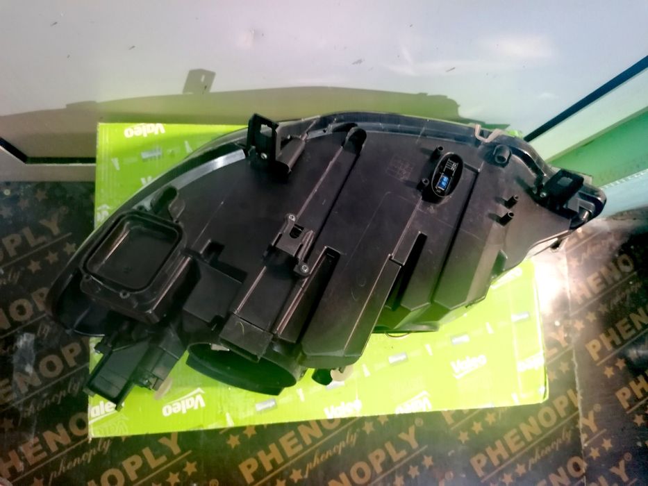 Фар Фарове за БМВ Х6 Е71 Е72 Х5 М Е70 / BMW X6 E71 E72 X5 M E70 Lci.