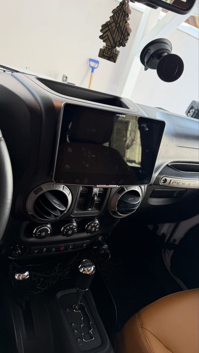 De vanzare jeep wrangler moab edition