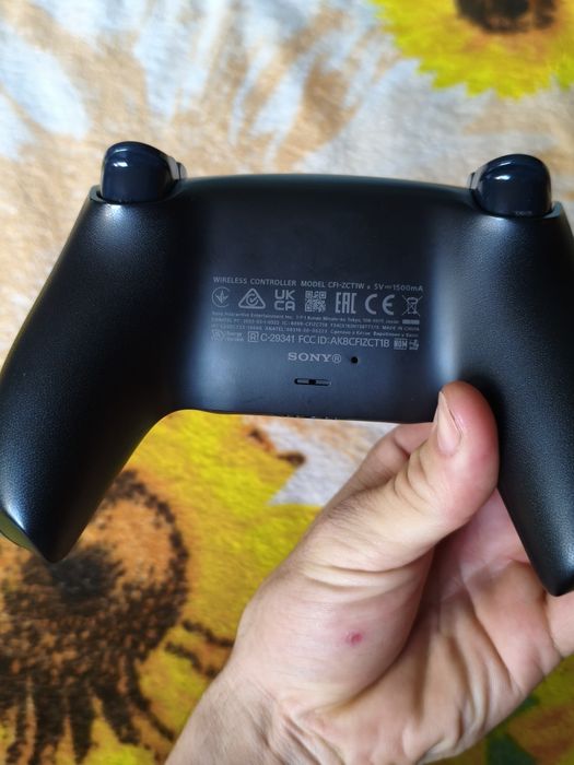 Продам dualsense 5