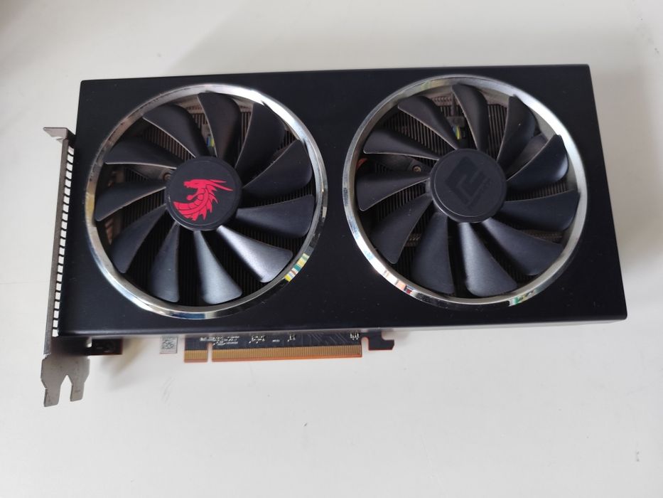 Vând placa video  RX5700