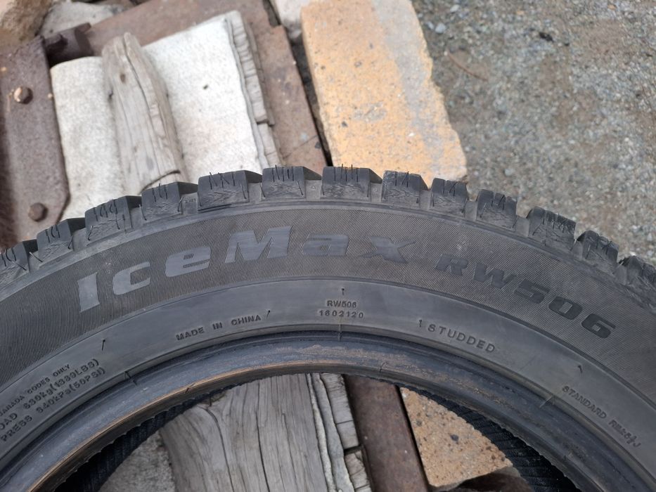 Продам автошины зимние