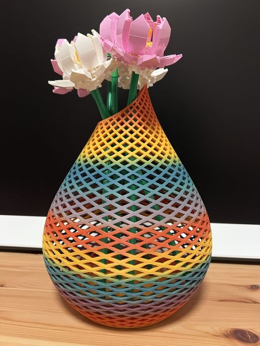 Vand vaza printata 3D, pentru flori Lego