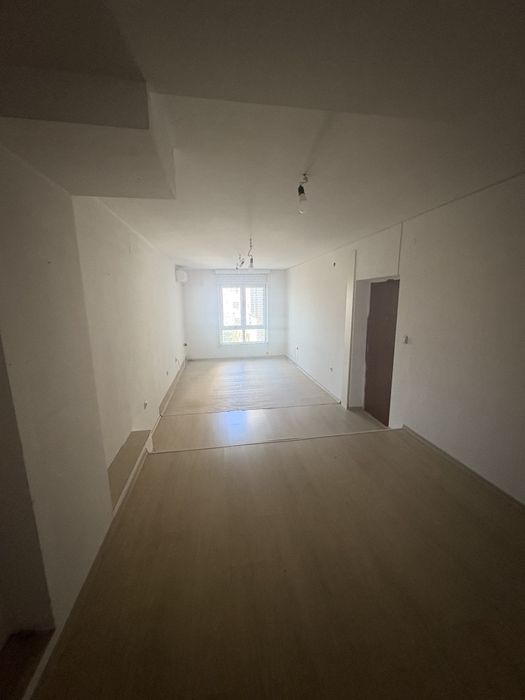 Дава се под наем Магазин в София, Младост 2 - 76 кв.м за 510 € - Снимка #4