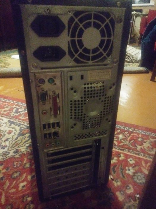 Продам Комп домашний