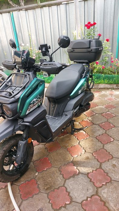 Продам мопед танк!