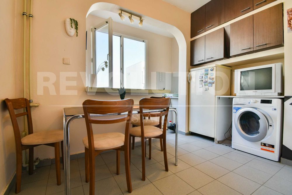 Дава се под наем Двустаен апартамент в София, Борово - 68 кв.м за 400 € - Снимка #2