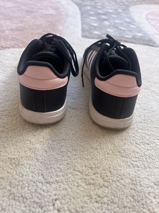 Дамски маратонки Adidas