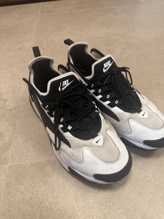 nike air zoom 2000