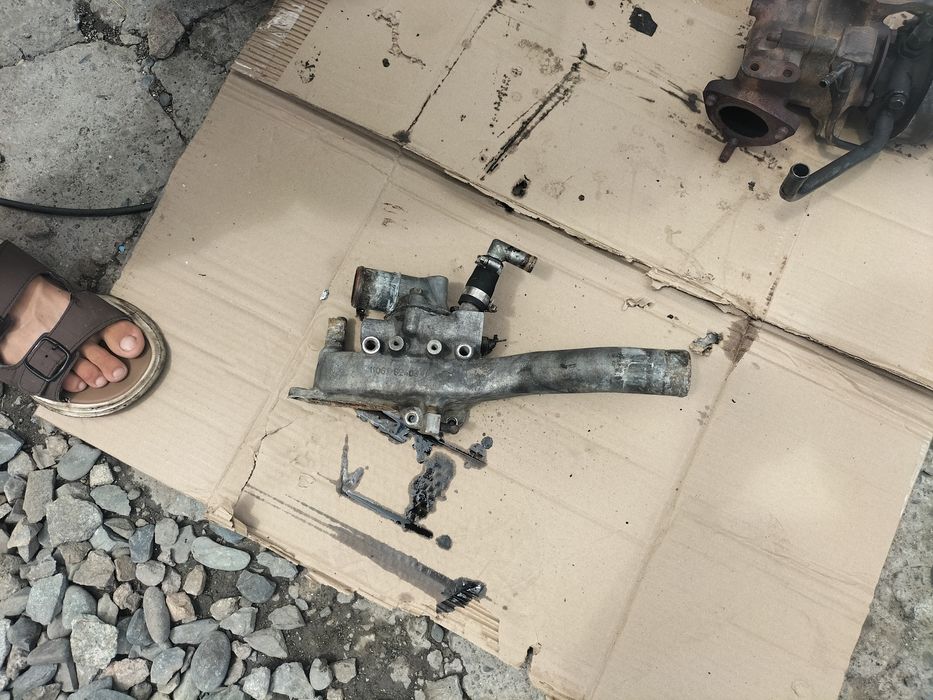 Продам запчасти для  Nissan Mistral