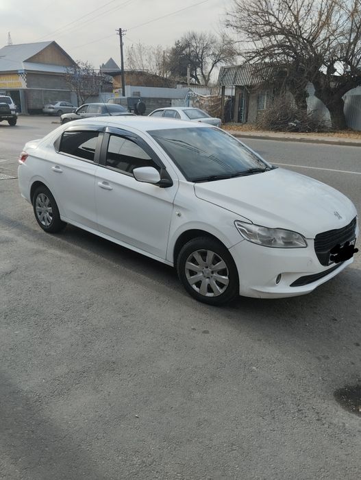 Автомобиль Пежо 301