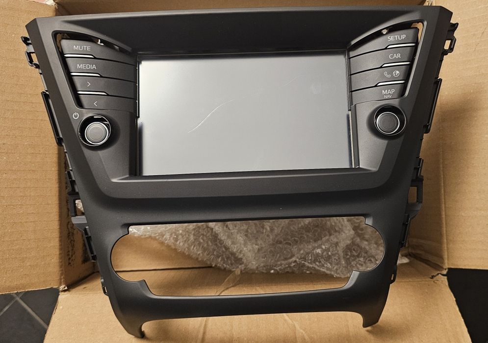 Touch screen Toyota Avensis T27 2016