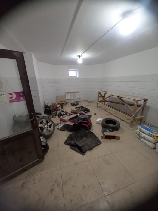 Продам 3 комн.квартиру 210 кв