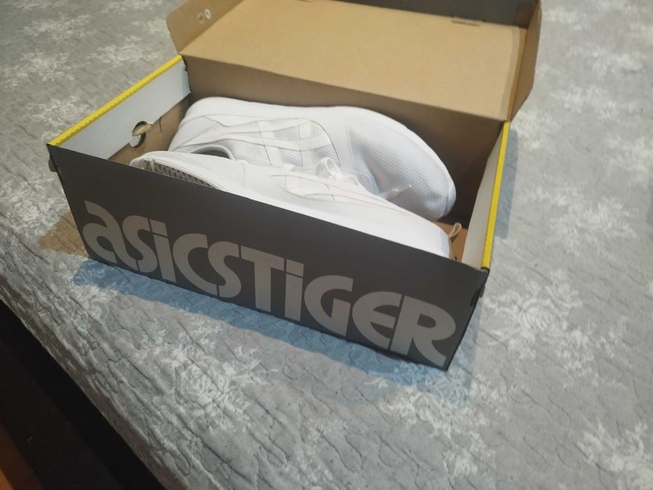 Спортни обувки , оригинал   Асикс