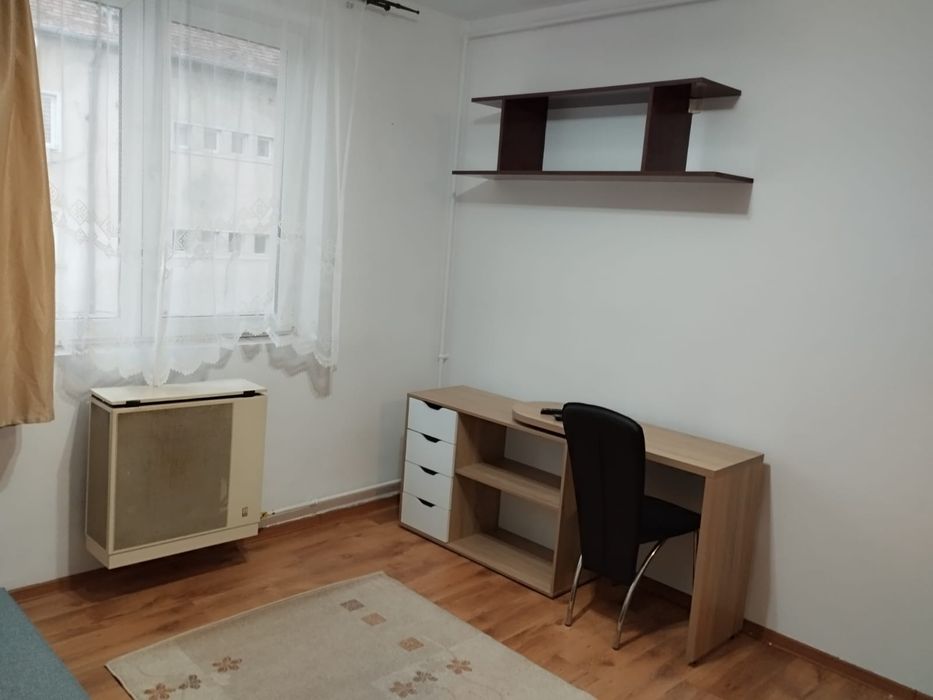 Chirie garsoniera in 7 Noiembrie