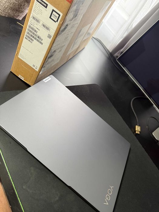 Laptop Lenovo Yoga PRO 7 14.5" Touchscreen 3K 120hz | Intel Ultra 7 155H | 32GB DDR5 7467 MHz| 1 TB SSD + 2 TB SSD 980 PRO | FullBox + Garantie