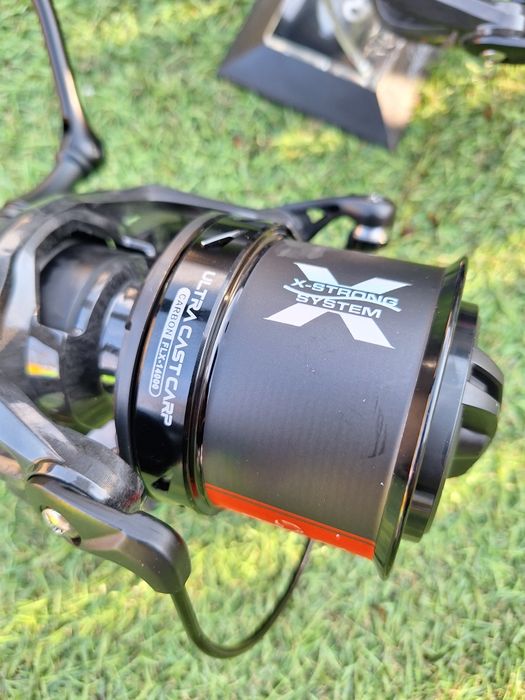 Set 2 Mulinete PRO FL Ultra Cast Flx 14000 Carbon
CARP CARBON FLX-1400