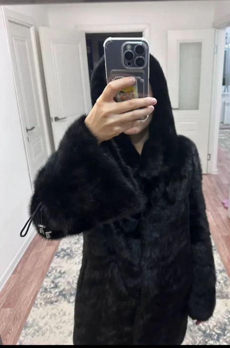 Продам норковую шубу, размер 44-46