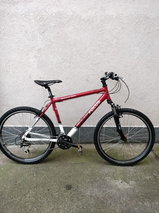 Bicicleta Focus Germania