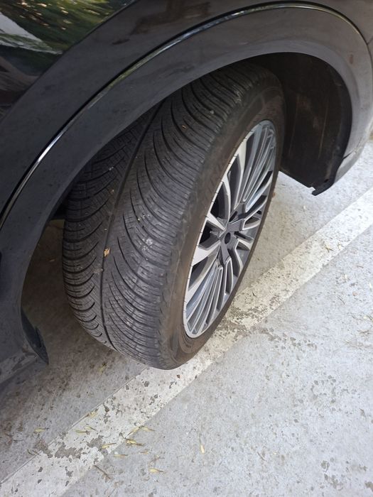 Продам авто Jetour x 70 газ, бензин