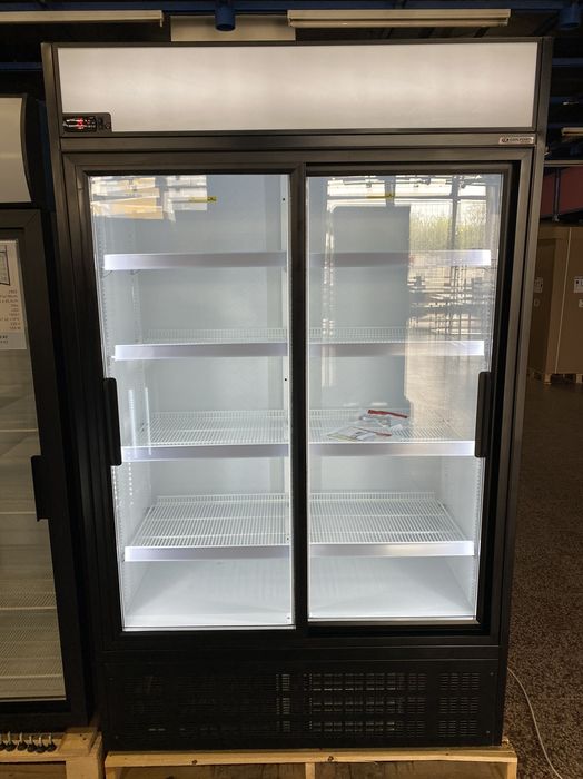 Vitrina verticala AHT / Refrigerate / Noua / Lactate-Mezeluri-Bauturi